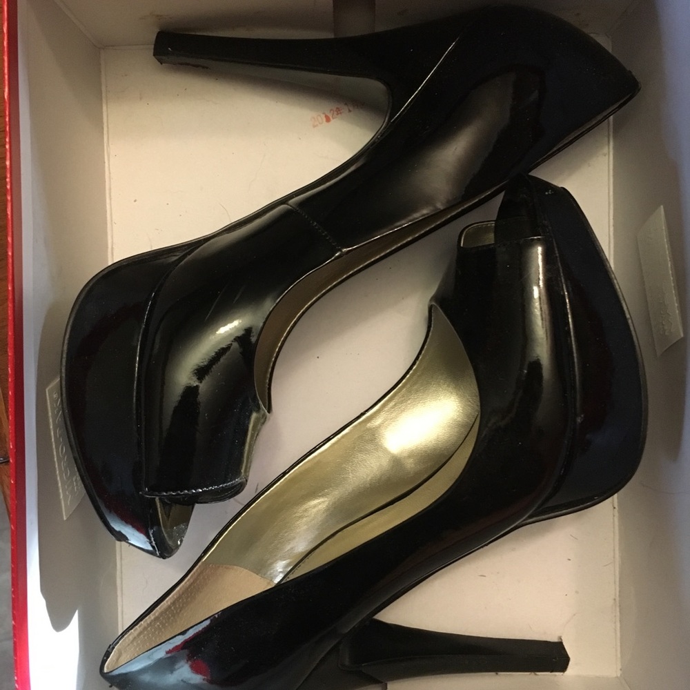 Guess Black Heels